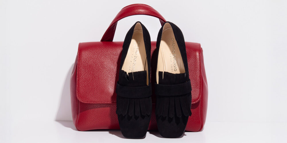 Klassische Eleganz, Pumps von Antonio Barbate, Tasche von Schuhmann-Wien